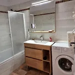 Superbe T3 Classe 5 Etoiles, Quartier Des Peintres, Calme, Patio Prive, Clim, Wifi Et Parking Prive